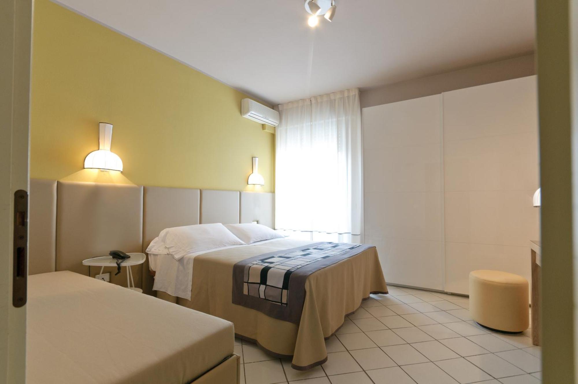 Hotel Trionfal Milano Marittima Dış mekan fotoğraf