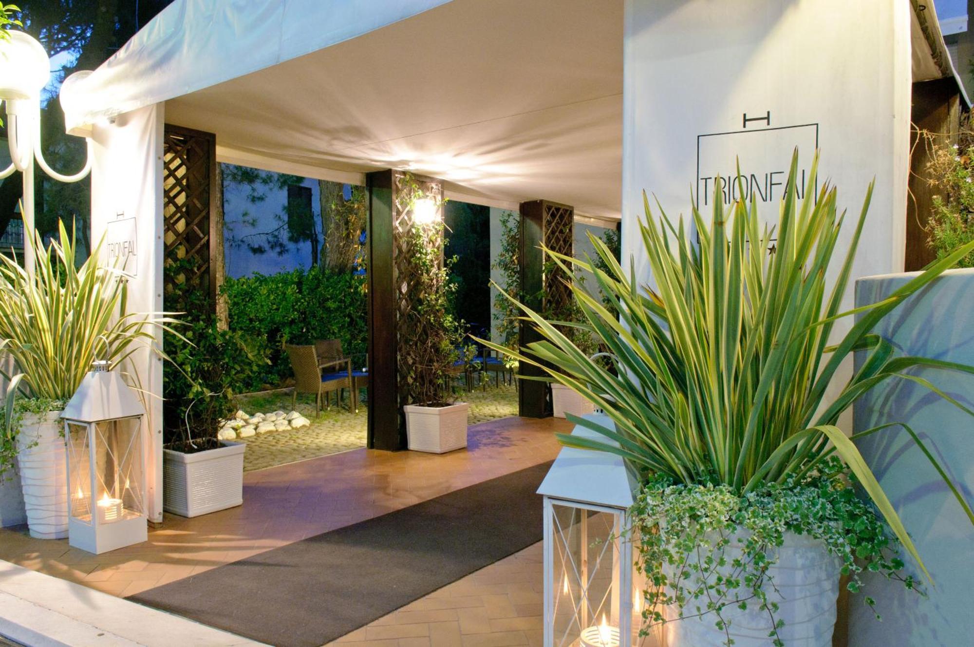 Hotel Trionfal Milano Marittima Dış mekan fotoğraf